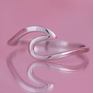 925 Sterling Silver Wave Ring
